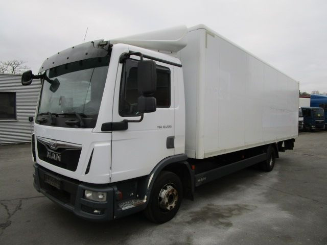 MAN TGL 12.220 4x2 BL Euro 6, LDBW. Navigation, 7,10 - Truk box: gambar 1 MAN TGL 12.220 4x2 BL Euro 6, LDBW. Navigation, 7,10 - Truk box: gambar 1