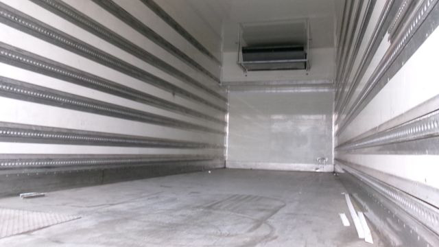 Truk berpendingin MAN TGX 18.360 4x2LL Euro 6, Thermoking T600R, LDBW,: gambar 8 Truk berpendingin MAN TGX 18.360 4x2LL Euro 6, Thermoking T600R, LDBW,: gambar 8