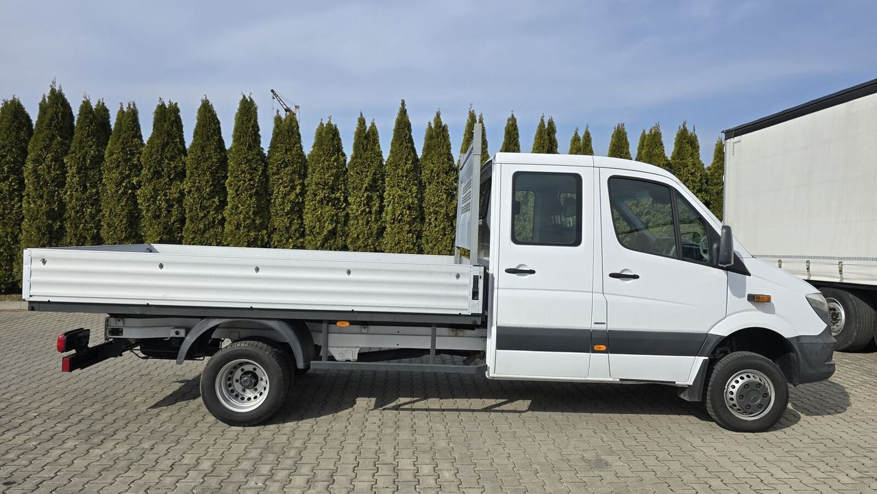 Mercedes-Benz Sprinter 516 4X4 - Van flatbed: gambar 5 Mercedes-Benz Sprinter 516 4X4 - Van flatbed: gambar 5