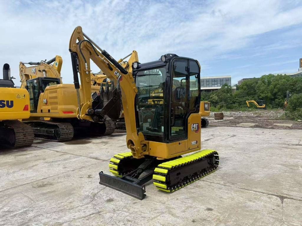 CAT 302 CR - Ekskavator mini: gambar 1 CAT 302 CR - Ekskavator mini: gambar 1