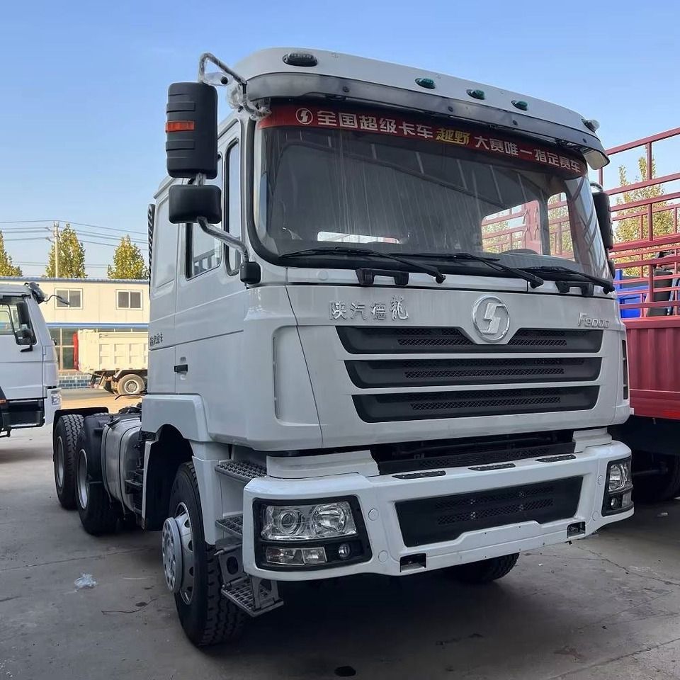 Shacman F 3000 - Tractor head: gambar 2 Shacman F 3000 - Tractor head: gambar 2
