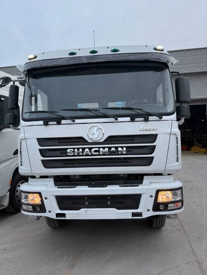 Shacman F 3000 - Tractor head: gambar 2 Shacman F 3000 - Tractor head: gambar 2