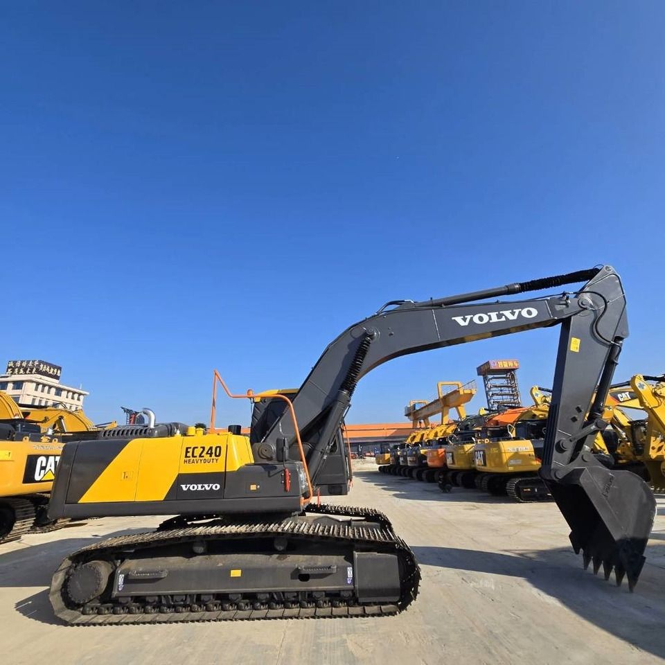 Volvo EC 240 - Ekskavator perayap: gambar 3 Volvo EC 240 - Ekskavator perayap: gambar 3