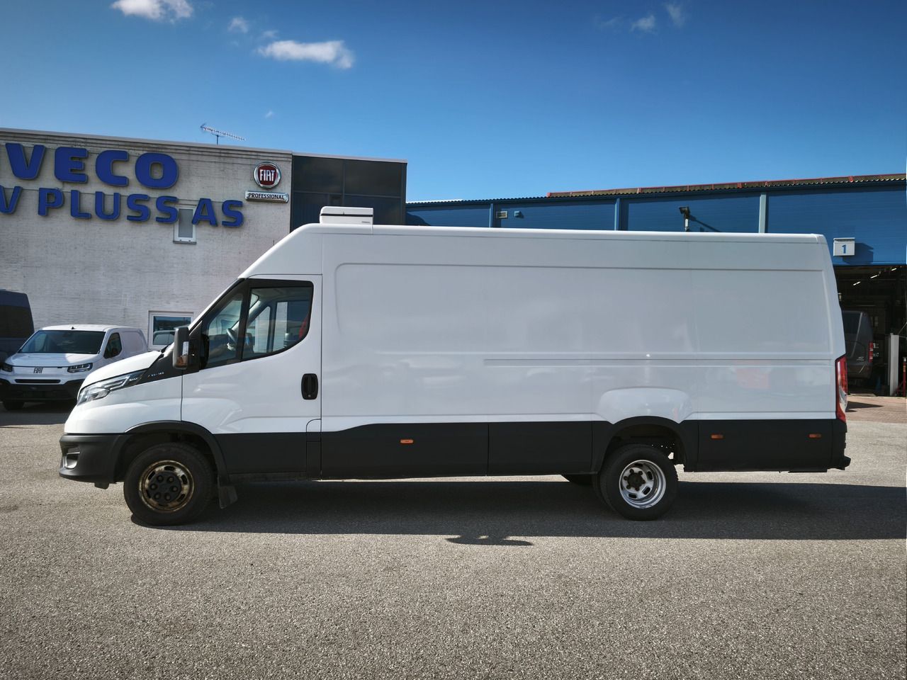 IVECO Daily 50C18H V - Van berpendingin: gambar 4 IVECO Daily 50C18H V - Van berpendingin: gambar 4
