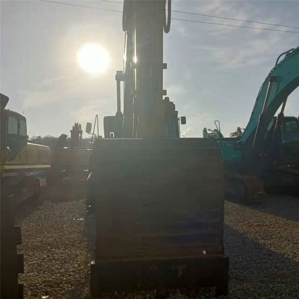 CAT 336D - Ekskavator perayap: gambar 2 CAT 336D - Ekskavator perayap: gambar 2