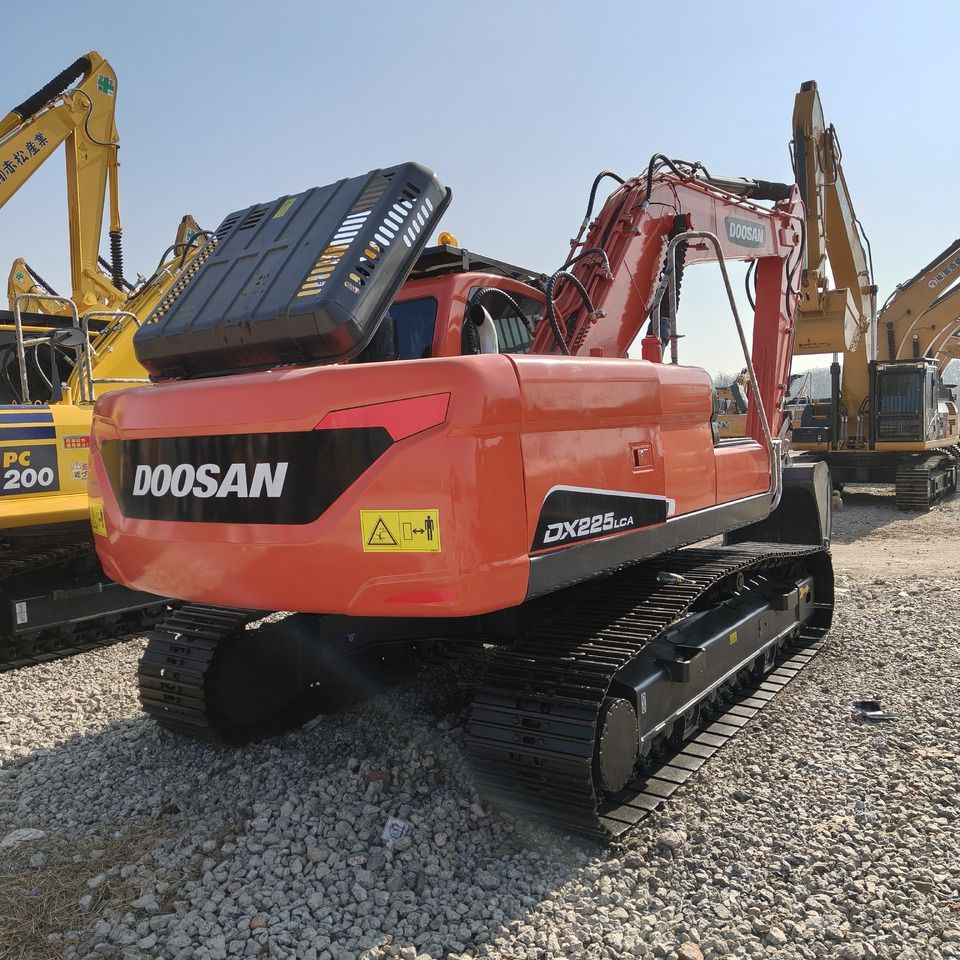 DOOSAN DX225LCA - Peralatan konstruksi: gambar 2 DOOSAN DX225LCA - Peralatan konstruksi: gambar 2