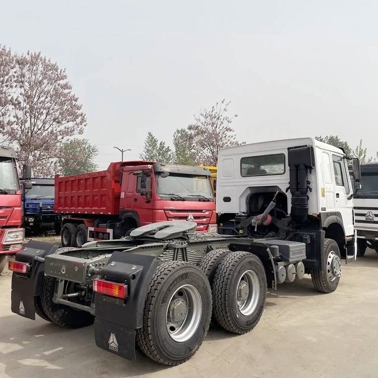 Howo 371 6x4 - Tractor head: gambar 3 Howo 371 6x4 - Tractor head: gambar 3