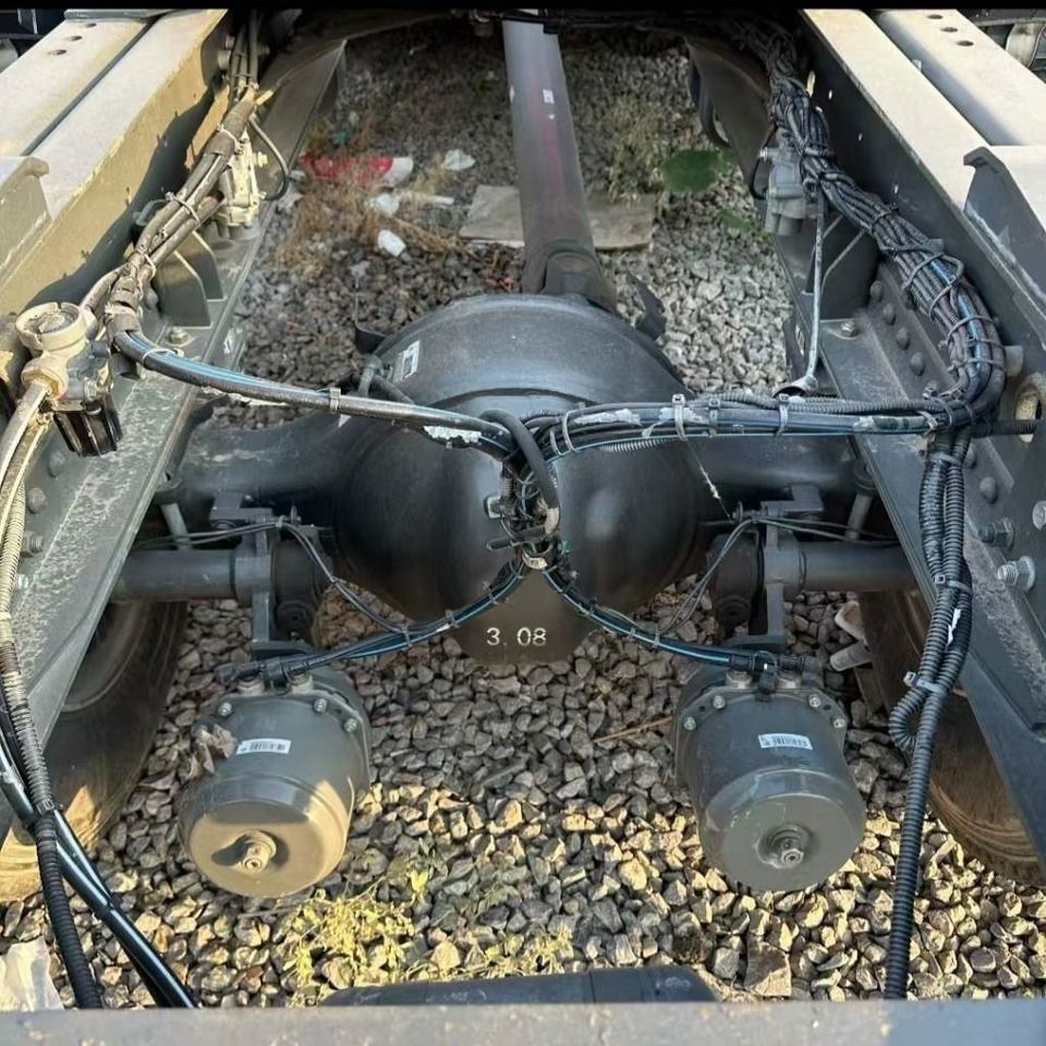 Tractor head Howo 371 6x4: gambar 7 Tractor head Howo 371 6x4: gambar 7