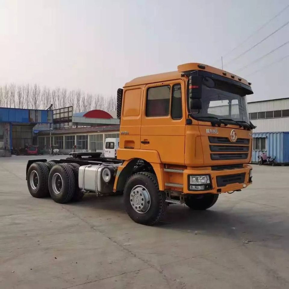 Shacman F3000 6x4 - Tractor head: gambar 1 Shacman F3000 6x4 - Tractor head: gambar 1