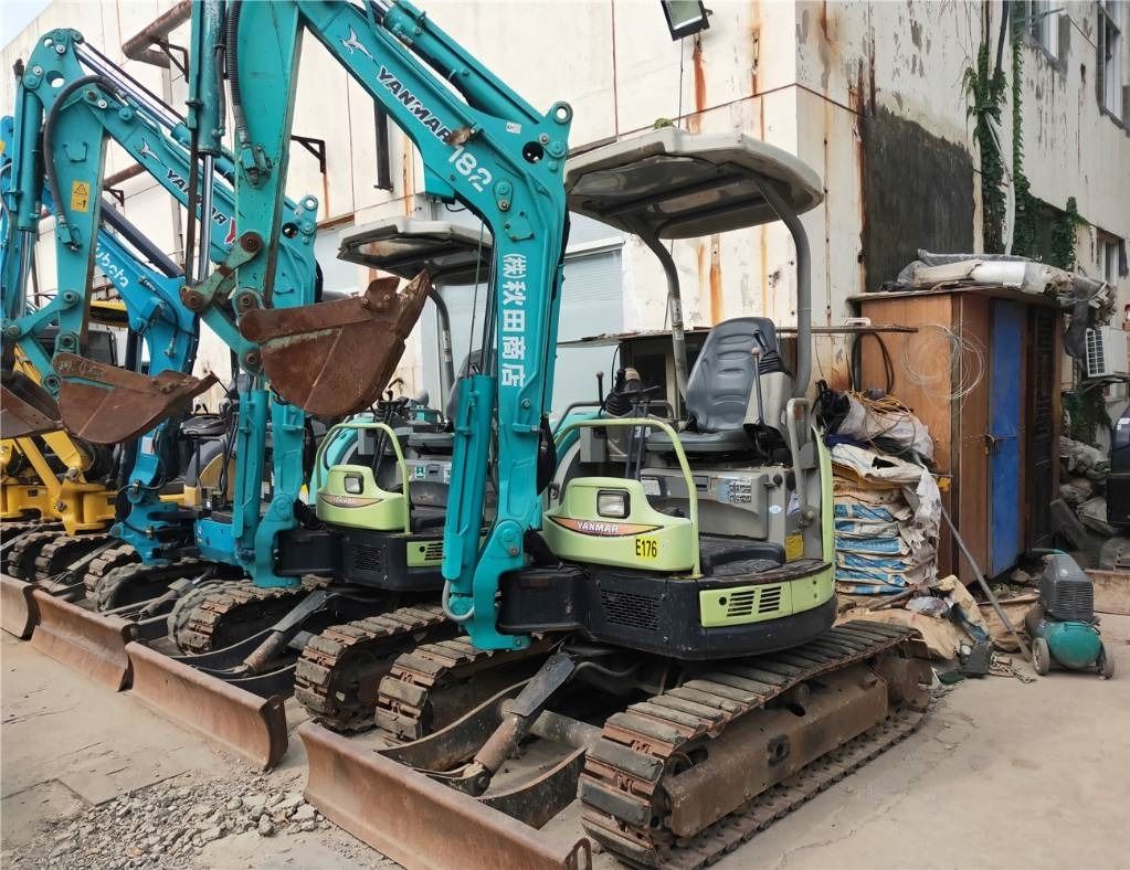 Yanmar VIO30 - Ekskavator mini: gambar 1 Yanmar VIO30 - Ekskavator mini: gambar 1