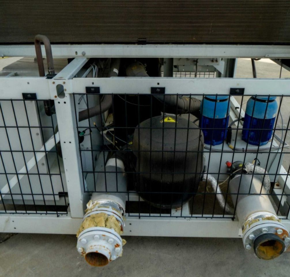 CHILLER CARRIER 260KW - Chiller: gambar 4 CHILLER CARRIER 260KW - Chiller: gambar 4