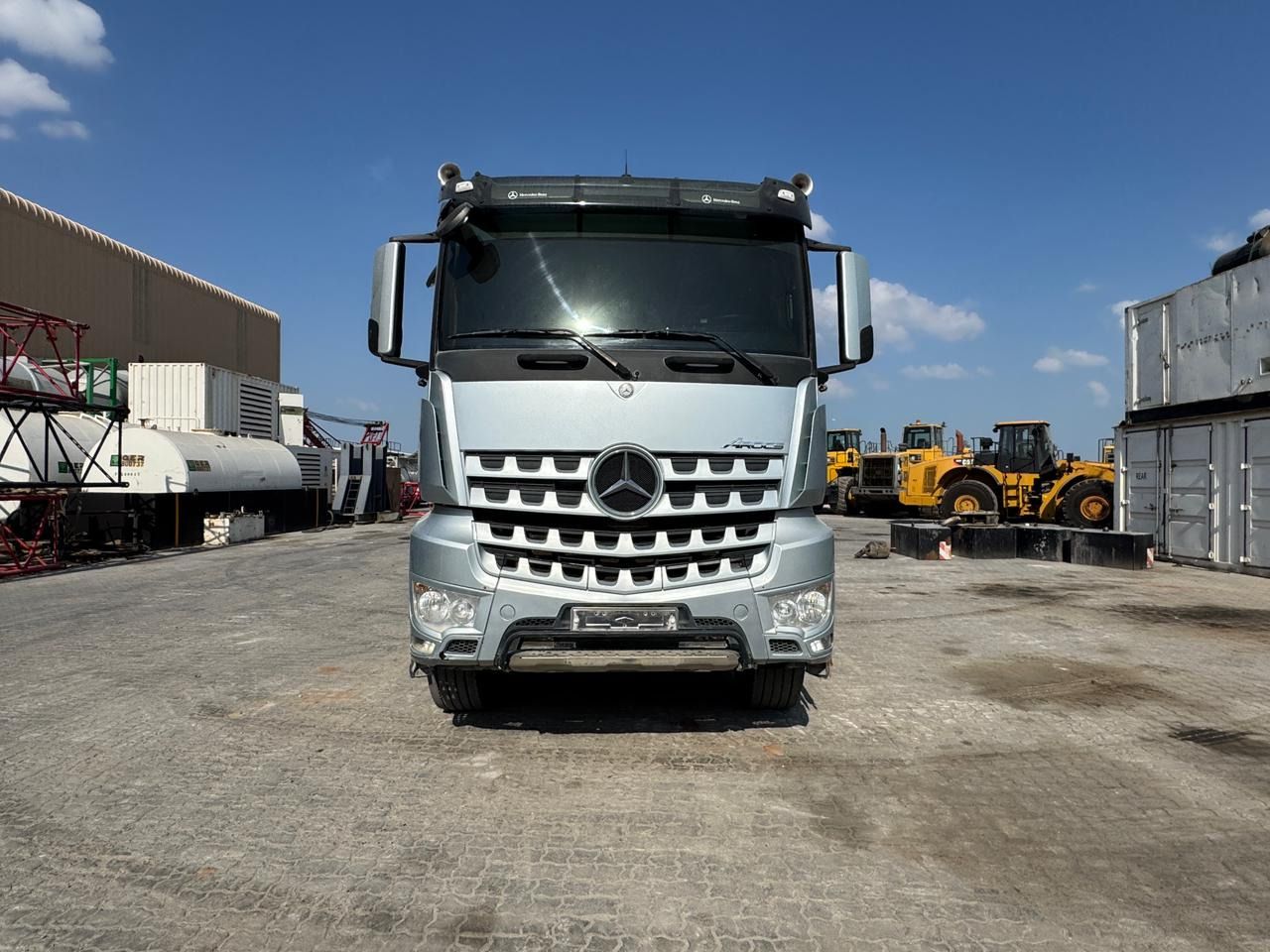 2018 - USED MERCEDES AROCS 3951 - 25.5TONS TIPPER TRUCK - Truk jungkit: gambar 4 2018 - USED MERCEDES AROCS 3951 - 25.5TONS TIPPER TRUCK - Truk jungkit: gambar 4