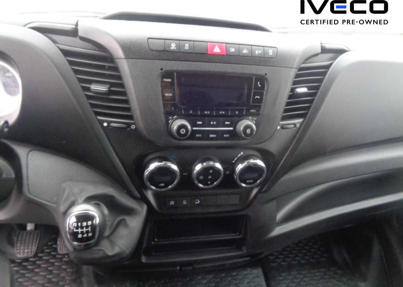 IVECO DAILY 35S16 - 4100 - Van box: gambar 2 IVECO DAILY 35S16 - 4100 - Van box: gambar 2
