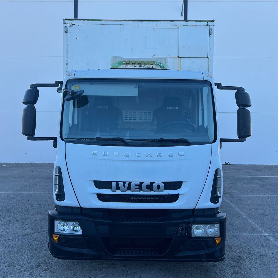 IVECO EUROCARGO 120E 18 - Truk box: gambar 2 IVECO EUROCARGO 120E 18 - Truk box: gambar 2