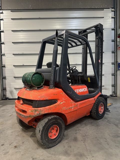 Linde H30T. 4673 heures - Forklift LPG: gambar 3 Linde H30T. 4673 heures - Forklift LPG: gambar 3