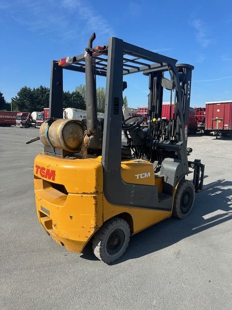 TCM FG18T9H triplex 4338 heures - Forklift LPG: gambar 3 TCM FG18T9H triplex 4338 heures - Forklift LPG: gambar 3