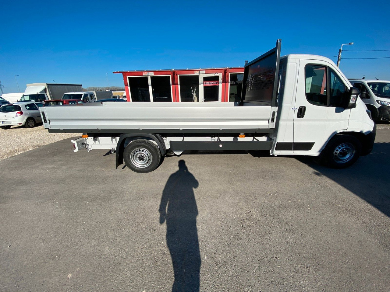 Fiat DUCATO XLWB MAXI PRITSCHE - Van flatbed: gambar 2 Fiat DUCATO XLWB MAXI PRITSCHE - Van flatbed: gambar 2