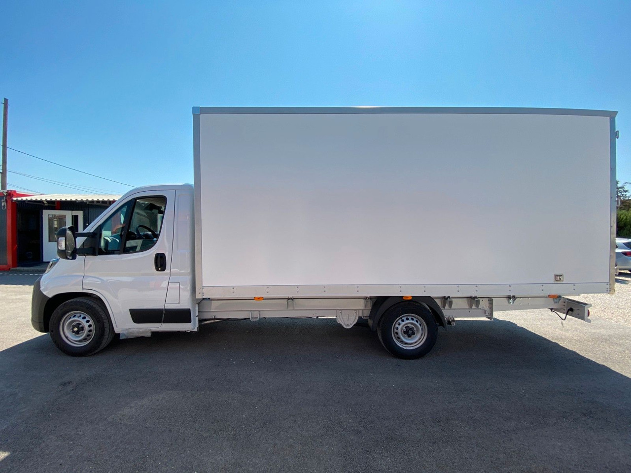 Fiat Ducato KOFFER - Van box: gambar 3 Fiat Ducato KOFFER - Van box: gambar 3