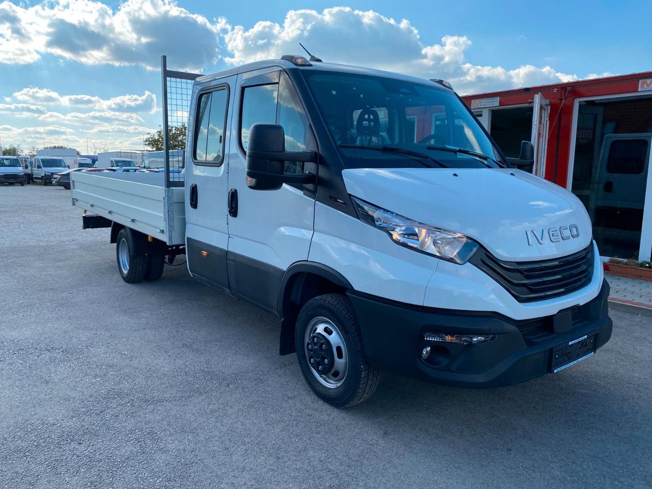 Iveco Daily 35C18H D SOFORT - Van flatbed: gambar 1 Iveco Daily 35C18H D SOFORT - Van flatbed: gambar 1