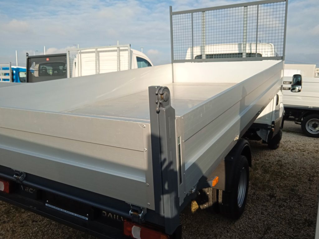 Iveco Daily 35C18H Dreiseitenkipper Iveco Daily 35C18H Dreiseitenkipper - Van jungkit: gambar 2 Iveco Daily 35C18H Dreiseitenkipper Iveco Daily 35C18H Dreiseitenkipper - Van jungkit: gambar 2