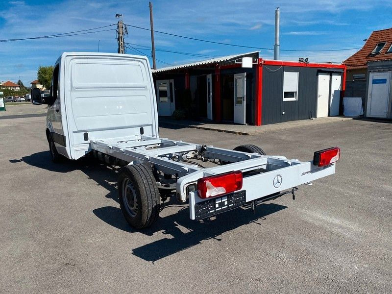 Mercedes-Benz Sprinter 315 Doka Kipper 3,5T Anhängelast - Van jungkit: gambar 5 Mercedes-Benz Sprinter 315 Doka Kipper 3,5T Anhängelast - Van jungkit: gambar 5