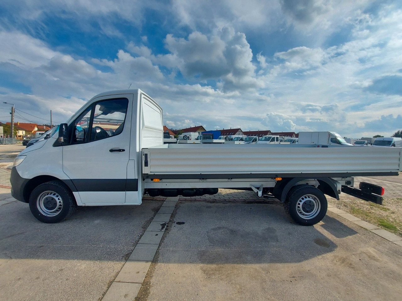 Mercedes-Benz Sprinter 315Pritsche - Van flatbed: gambar 2 Mercedes-Benz Sprinter 315Pritsche - Van flatbed: gambar 2