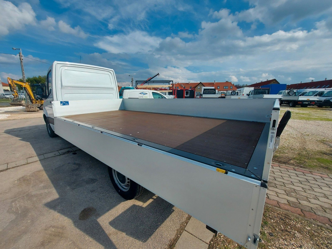 Mercedes-Benz Sprinter 315Pritsche - Van flatbed: gambar 3 Mercedes-Benz Sprinter 315Pritsche - Van flatbed: gambar 3