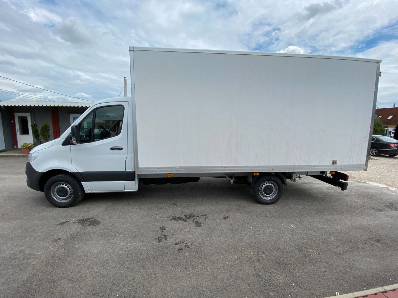 Mercedes-Benz Sprinter 319 Koffer - Van box: gambar 3 Mercedes-Benz Sprinter 319 Koffer - Van box: gambar 3