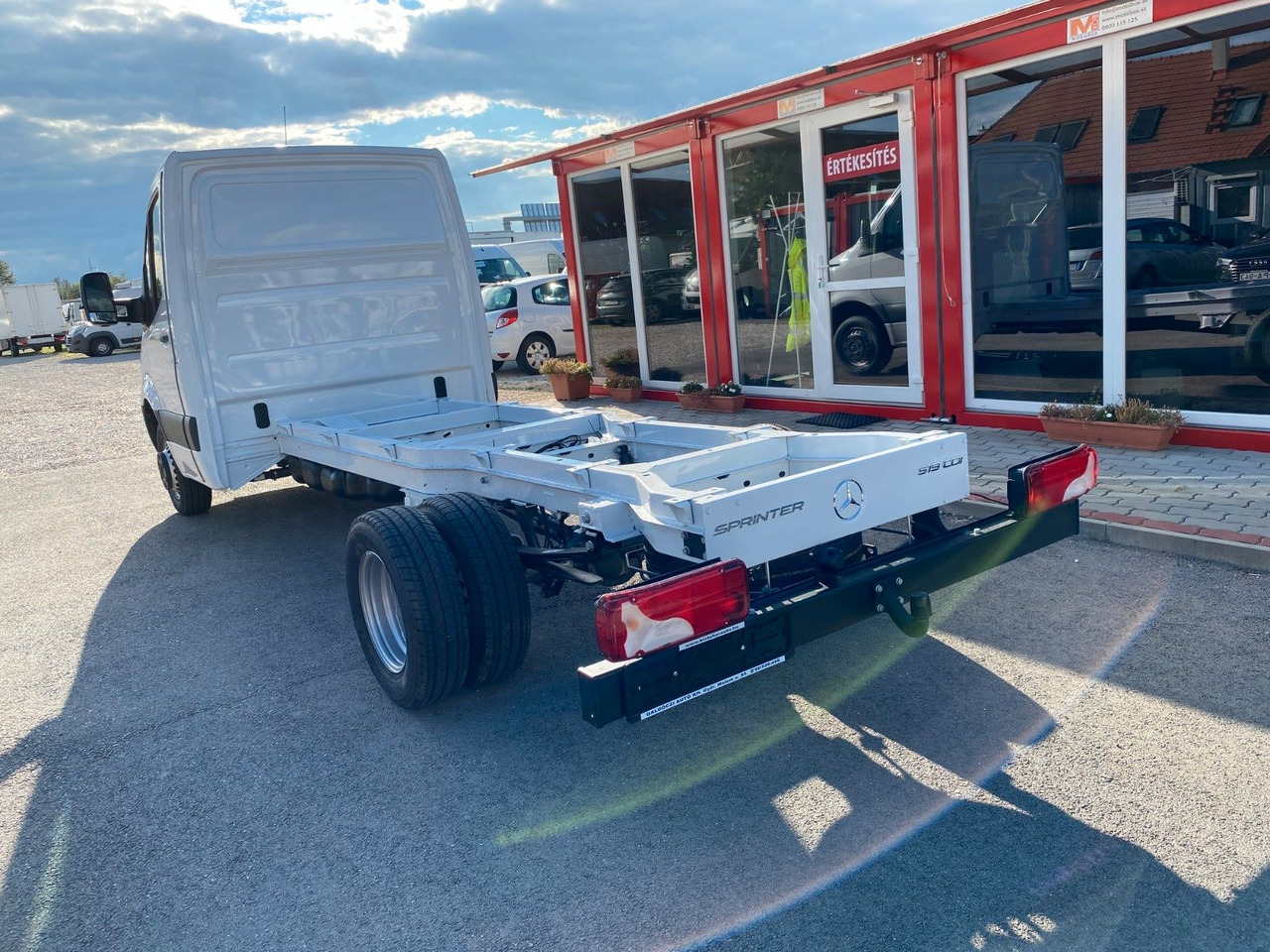 Mercedes-Benz Sprinter 519 Koffer - Van box: gambar 5 Mercedes-Benz Sprinter 519 Koffer - Van box: gambar 5