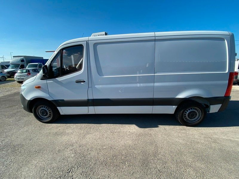 Mercedes-Benz Sprinter III Kasten FWD 211/215 CDI FWD L2 - Van berpendingin: gambar 3 Mercedes-Benz Sprinter III Kasten FWD 211/215 CDI FWD L2 - Van berpendingin: gambar 3