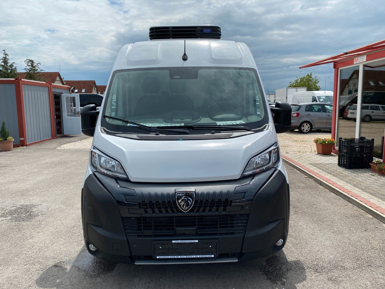 Peugeot Boxer Kasten Hochraum 435 L4H2 BlueHDi 140 Peugeot Boxer Kühlkasten 435 L4H2 BlueHDi 140 - Van panel: gambar 2 Peugeot Boxer Kasten Hochraum 435 L4H2 BlueHDi 140 Peugeot Boxer Kühlkasten 435 L4H2 BlueHDi 140 - Van panel: gambar 2