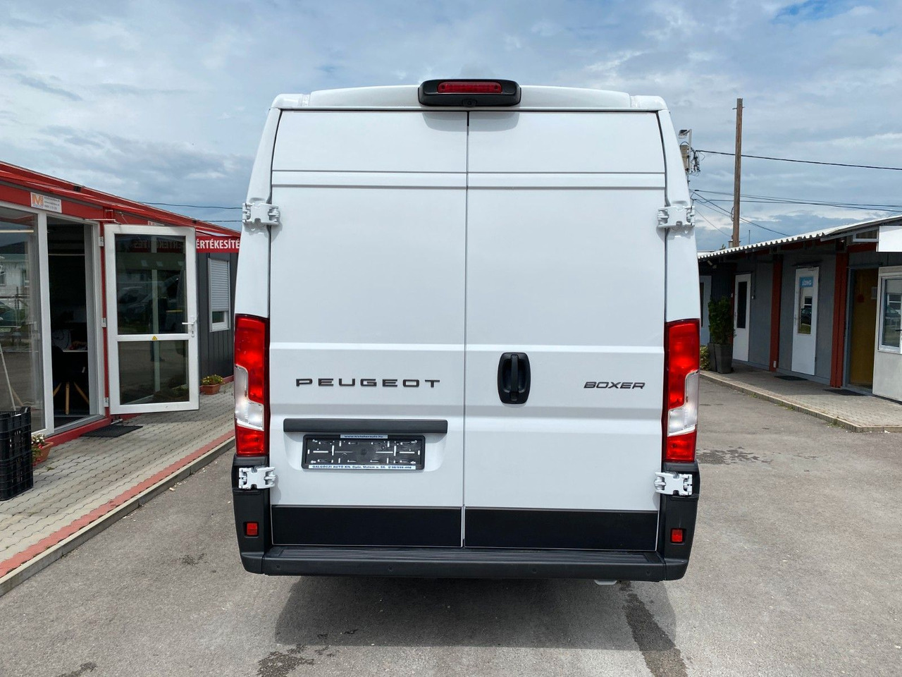 Peugeot Boxer Kasten Hochraum 435 L4H2 BlueHDi 140 Peugeot Boxer Kühlkasten 435 L4H2 BlueHDi 140 - Van panel: gambar 5 Peugeot Boxer Kasten Hochraum 435 L4H2 BlueHDi 140 Peugeot Boxer Kühlkasten 435 L4H2 BlueHDi 140 - Van panel: gambar 5