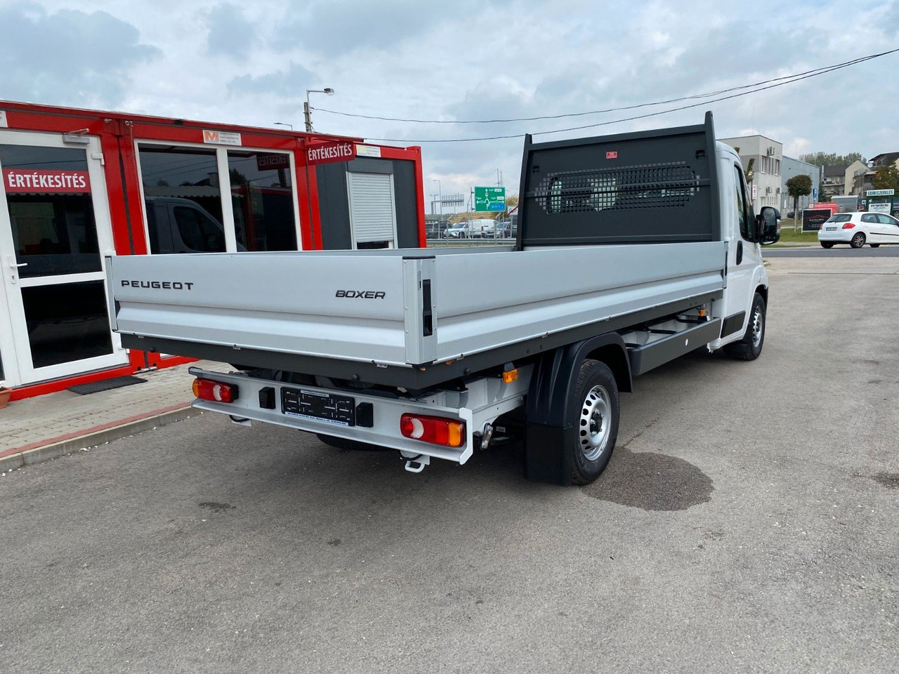 Van flatbed Peugeot Boxer Pritsche/Kipper 435 L4 BlueHDi 140: gambar 6 Van flatbed Peugeot Boxer Pritsche/Kipper 435 L4 BlueHDi 140: gambar 6