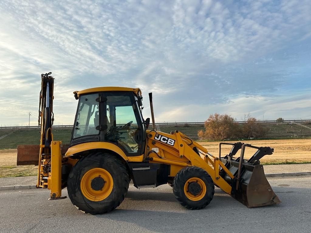 JCB 3CX - Backhoe loader: gambar 1 JCB 3CX - Backhoe loader: gambar 1