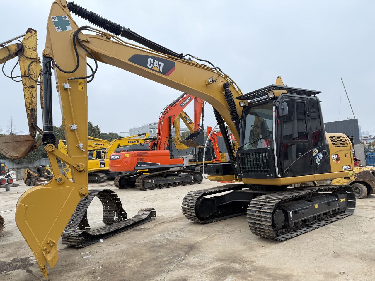 CATERPILLAR 313D2GC 28YEAR'S CELEBRATION PROMOTE PRICE - Ekskavator perayap: gambar 4 CATERPILLAR 313D2GC 28YEAR'S CELEBRATION PROMOTE PRICE - Ekskavator perayap: gambar 4