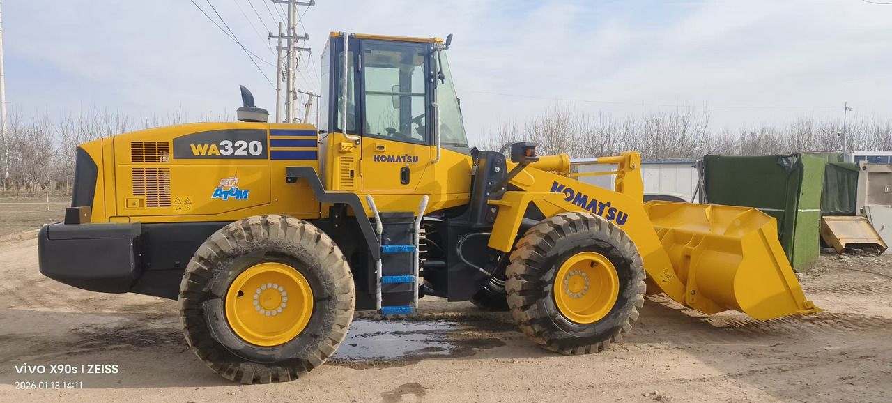 KOMATSU WA320-5 1000 UNITS IN STOCK - Wheel loader: gambar 3 KOMATSU WA320-5 1000 UNITS IN STOCK - Wheel loader: gambar 3