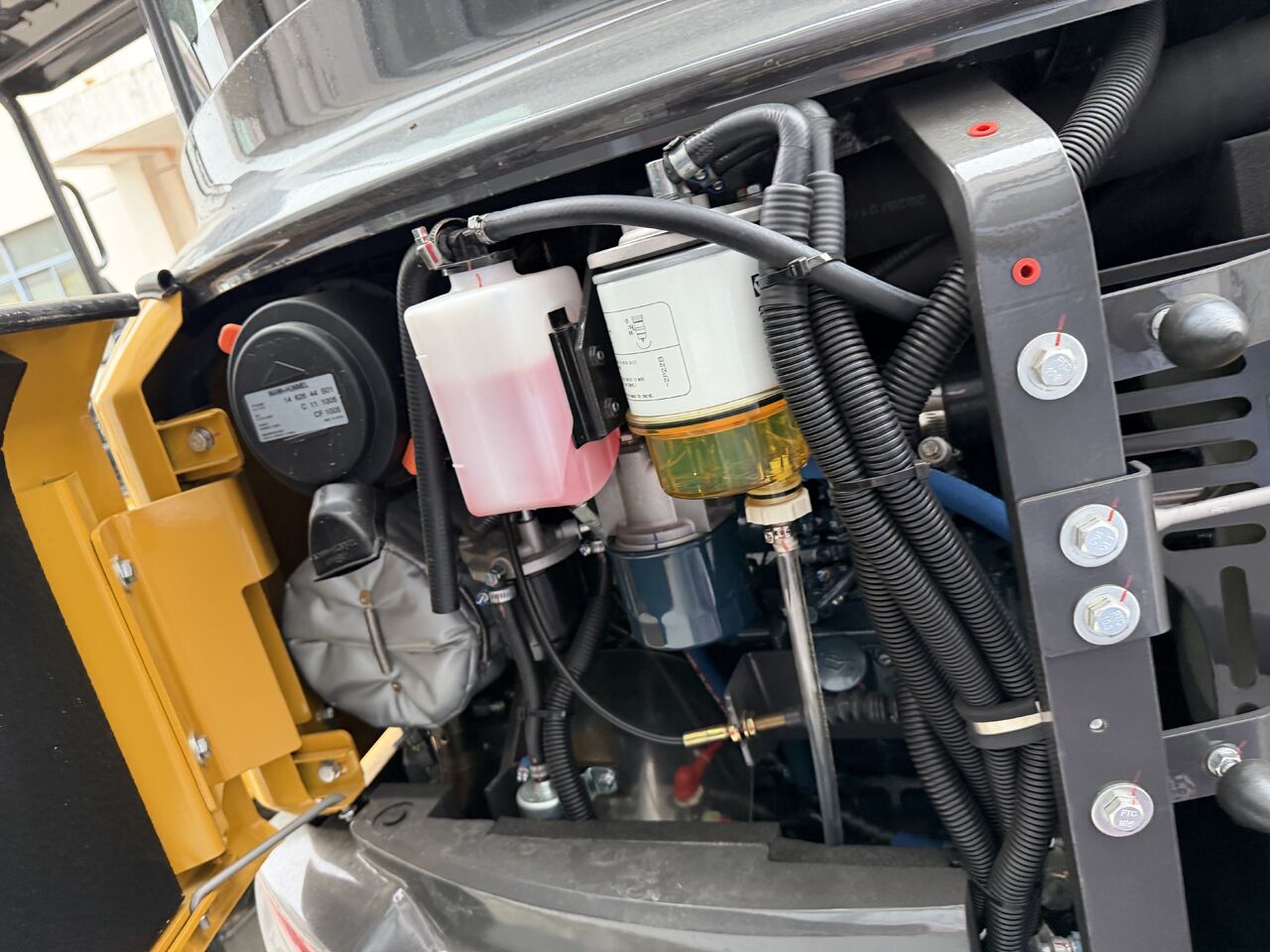 XCMG XE35U 100% NEW MACHINE 28YEARS CELEBRATION PROMOTE PRICE ONE MONTH - Ekskavator perayap: gambar 2 XCMG XE35U 100% NEW MACHINE 28YEARS CELEBRATION PROMOTE PRICE ONE MONTH - Ekskavator perayap: gambar 2