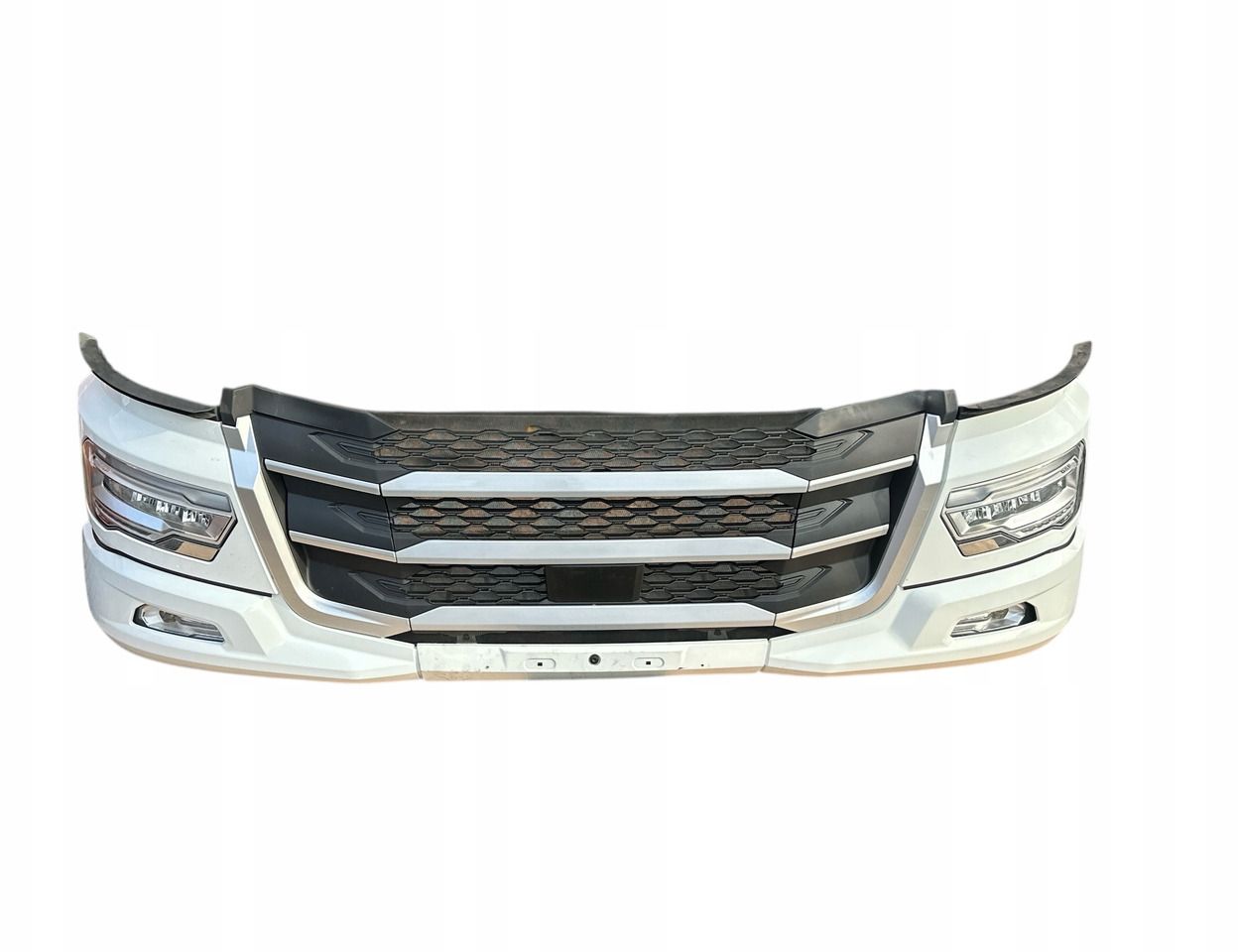 DAF XD XF XG XG+ ZDERZAK GRILL HALOGEN LAMPA FULL LED BELKA ADMAR66 - Bumper untuk Truk: gambar 1 DAF XD XF XG XG+ ZDERZAK GRILL HALOGEN LAMPA FULL LED BELKA ADMAR66 - Bumper untuk Truk: gambar 1
