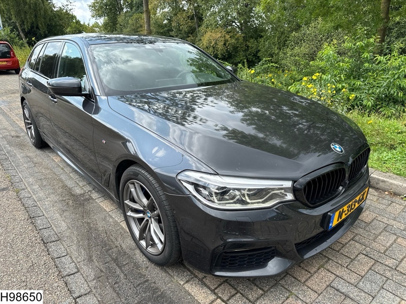 BMW 5 Serie 540D Xdrive Margin car - Mobil: gambar 2 BMW 5 Serie 540D Xdrive Margin car - Mobil: gambar 2
