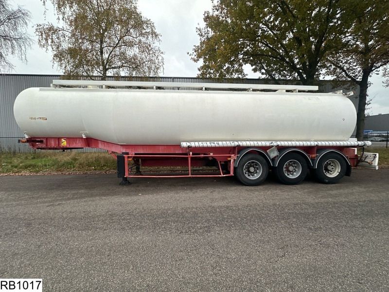 Fruehauf Fuel 39886 Liter, 7 Compartments - Semi-trailer tangki: gambar 2 Fruehauf Fuel 39886 Liter, 7 Compartments - Semi-trailer tangki: gambar 2