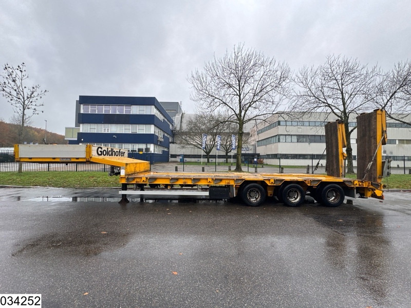 Goldhofer Lowbed 48,000 kg, Steering axle - Semi-trailer low bed: gambar 3 Goldhofer Lowbed 48,000 kg, Steering axle - Semi-trailer low bed: gambar 3
