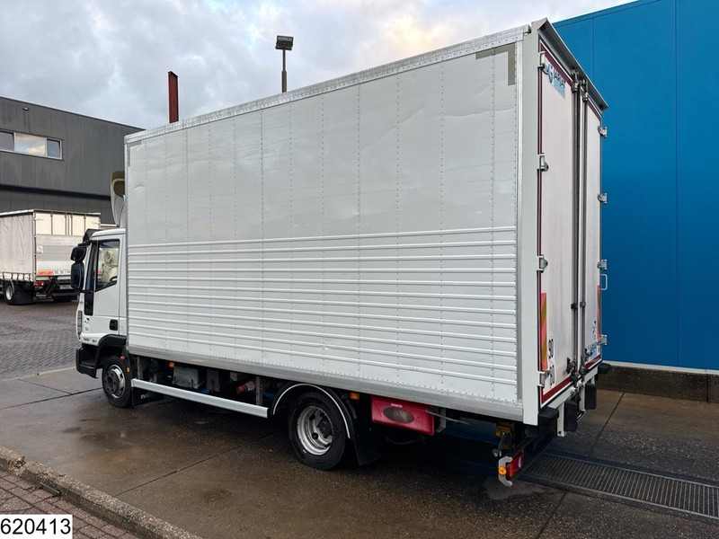 Iveco 75E16 EURO 5 - Truk dengan terpal samping: gambar 4 Iveco 75E16 EURO 5 - Truk dengan terpal samping: gambar 4