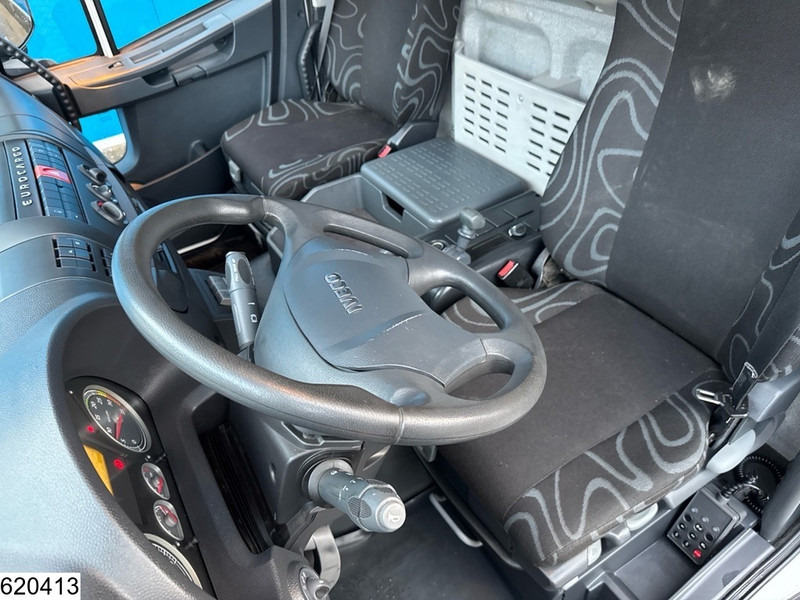 Truk dengan terpal samping Iveco 75E16 EURO 5: gambar 8 Truk dengan terpal samping Iveco 75E16 EURO 5: gambar 8