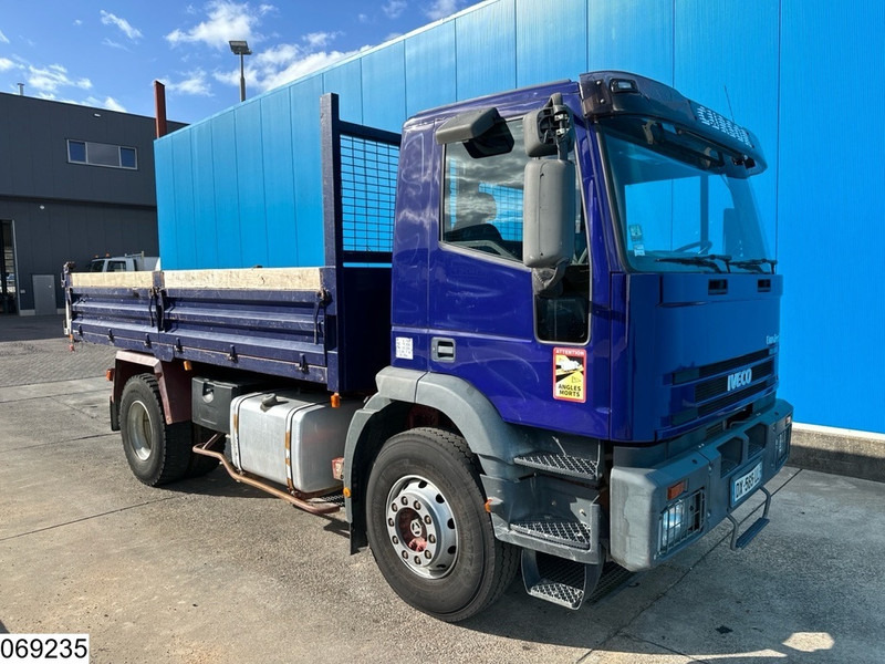 Iveco EuroTech Cursor 240 Manual, Steel suspension, PTO - Truk jungkit: gambar 4 Iveco EuroTech Cursor 240 Manual, Steel suspension, PTO - Truk jungkit: gambar 4