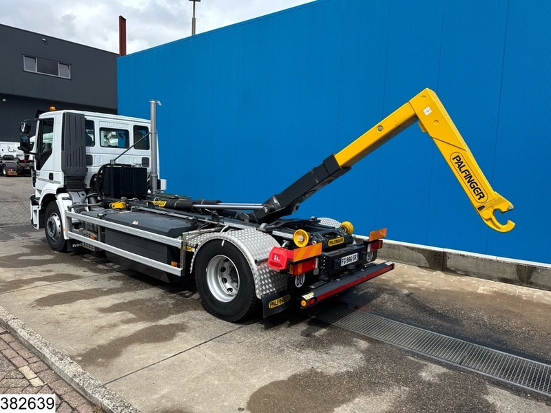 Iveco Stralis 330 CNG Unused, EURO 6, Retarder, Palfinger - Hook lift: gambar 4 Iveco Stralis 330 CNG Unused, EURO 6, Retarder, Palfinger - Hook lift: gambar 4