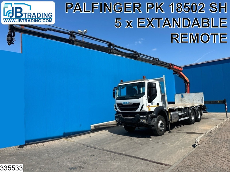 Iveco Trakker 360 6X4, EURO 6, Palfinger, Remote - Truk flatbed, Truk derek: gambar 1 Iveco Trakker 360 6X4, EURO 6, Palfinger, Remote - Truk flatbed, Truk derek: gambar 1