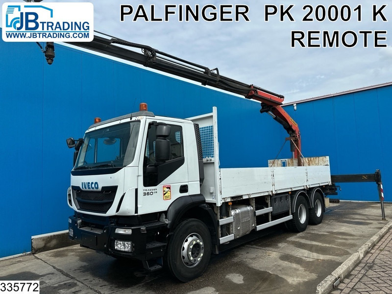 Iveco Trakker 360 6X4, EURO 6, Palfinger, Retarder, Steel suspension - Truk flatbed, Truk derek: gambar 1 Iveco Trakker 360 6X4, EURO 6, Palfinger, Retarder, Steel suspension - Truk flatbed, Truk derek: gambar 1
