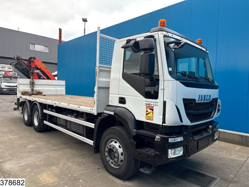 Iveco Trakker 360 6x4, EURO 6, Steelsuspension, Hub reduction - Truk flatbed: gambar 3 Iveco Trakker 360 6x4, EURO 6, Steelsuspension, Hub reduction - Truk flatbed: gambar 3