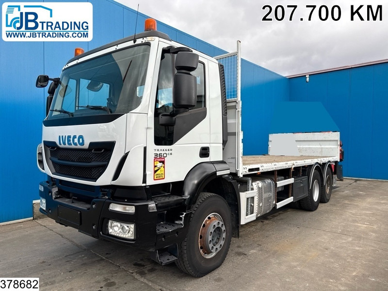 Iveco Trakker 360 6x4, EURO 6, Steelsuspension, Hub reduction - Truk flatbed: gambar 1 Iveco Trakker 360 6x4, EURO 6, Steelsuspension, Hub reduction - Truk flatbed: gambar 1