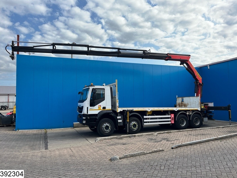 Iveco Trakker 360 8x4, EURO 6, Retarder, Palfinger - Truk flatbed, Truk derek: gambar 3 Iveco Trakker 360 8x4, EURO 6, Retarder, Palfinger - Truk flatbed, Truk derek: gambar 3